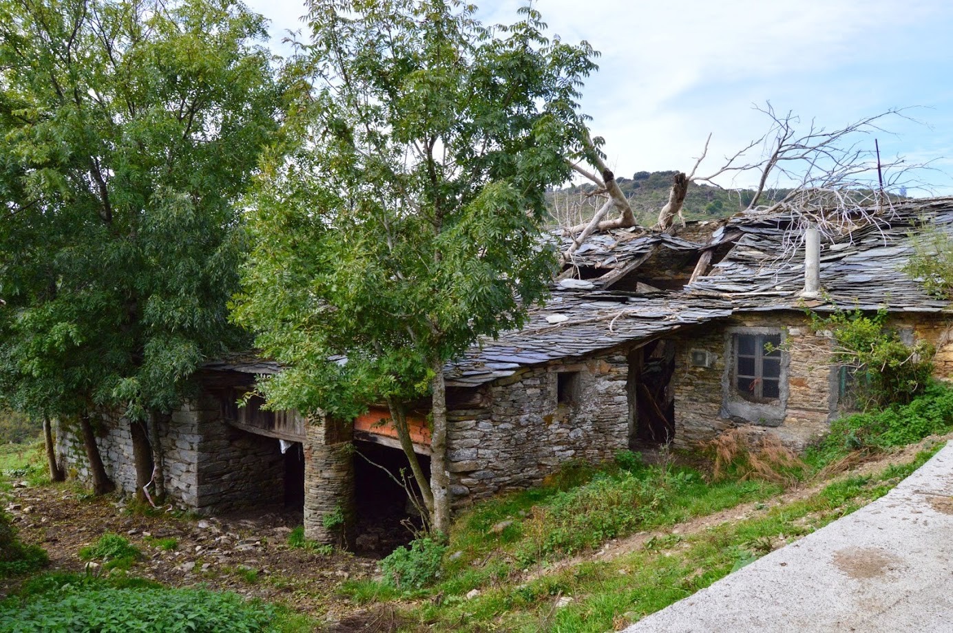 Un turismo distinto: Descubre los 12 pueblos fantasma del Bierzo